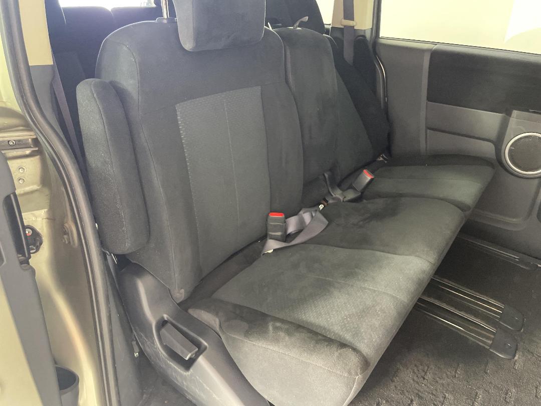 Photo '20' of Mitsubishi Delica