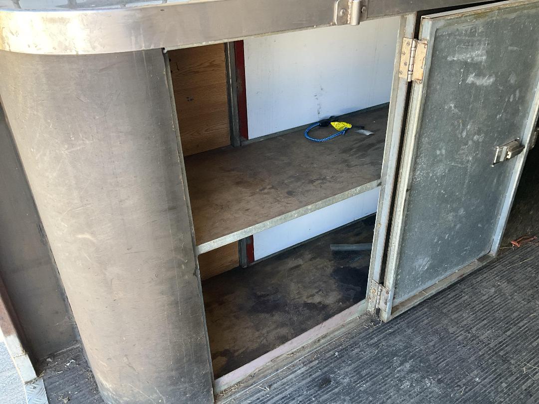 Photo '20' of Mitsubishi Fighter FM250A6 Horse Truck