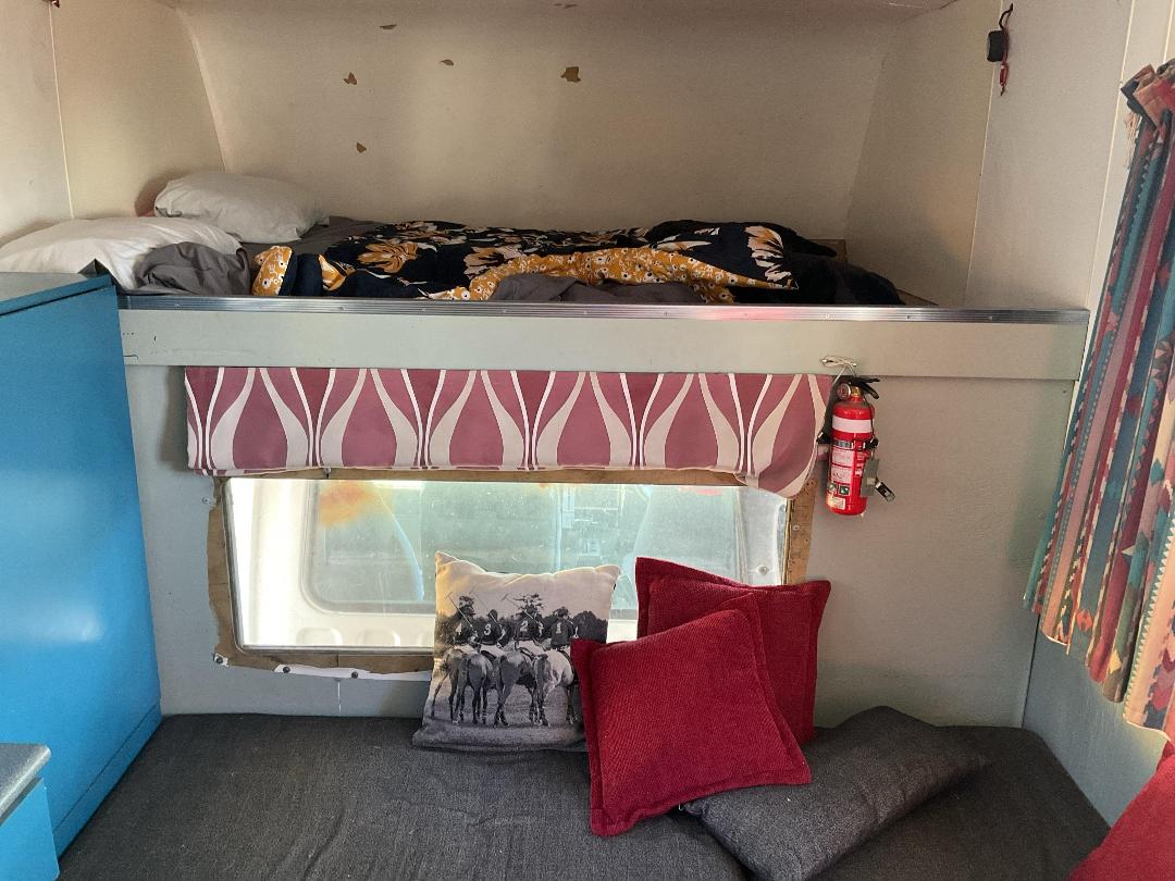 Photo '27' of Mitsubishi Fighter FM250A6 Horse Truck