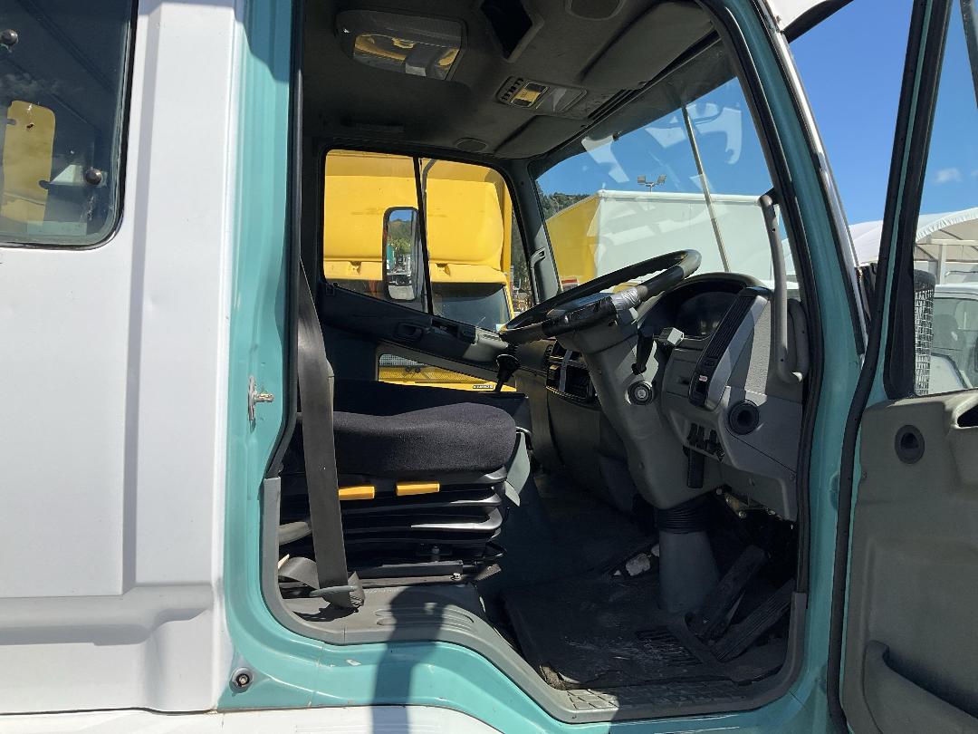 Photo '16' of Mitsubishi Fighter FM250A6 Horse Truck