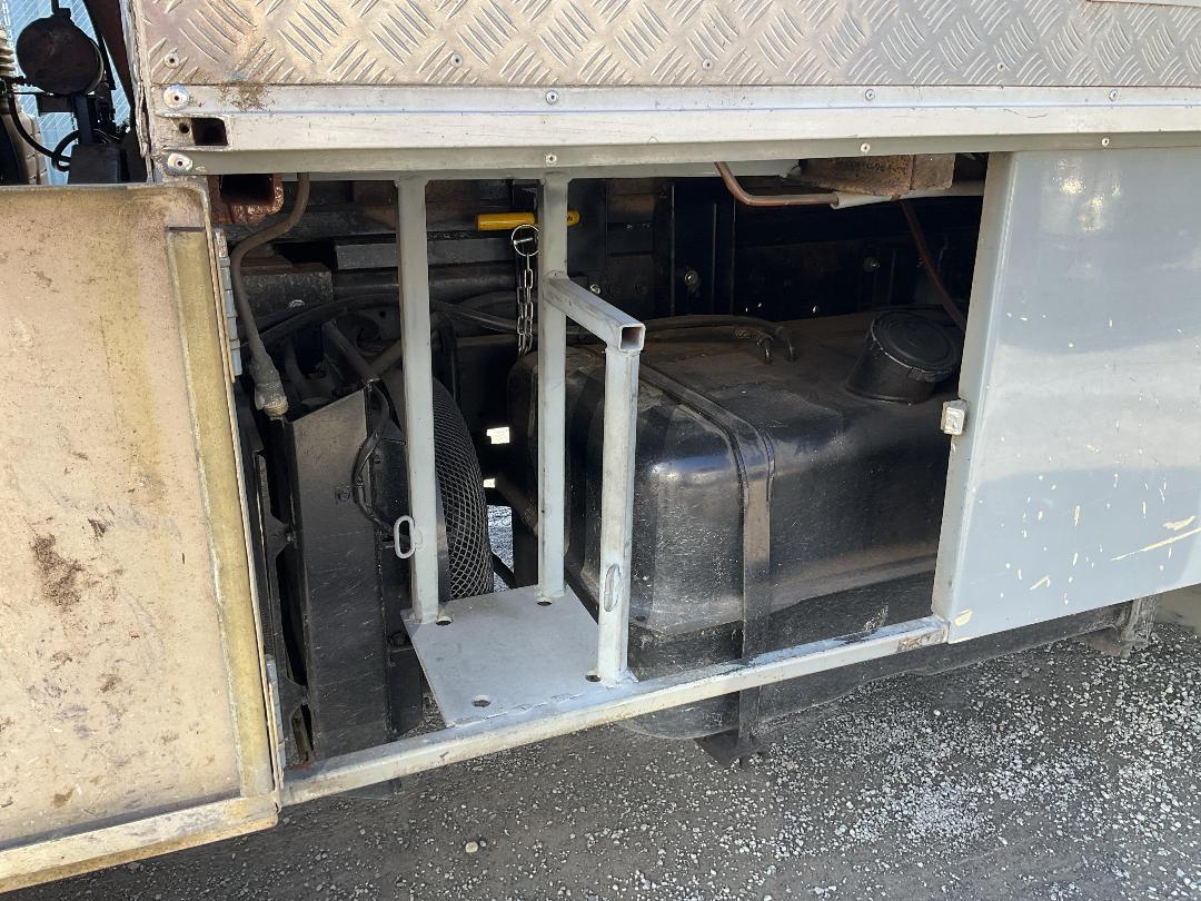 Photo '33' of Mitsubishi Fighter FM250A6 Horse Truck