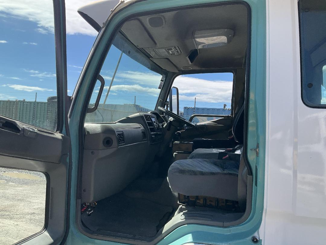 Photo '40' of Mitsubishi Fighter FM250A6 Horse Truck