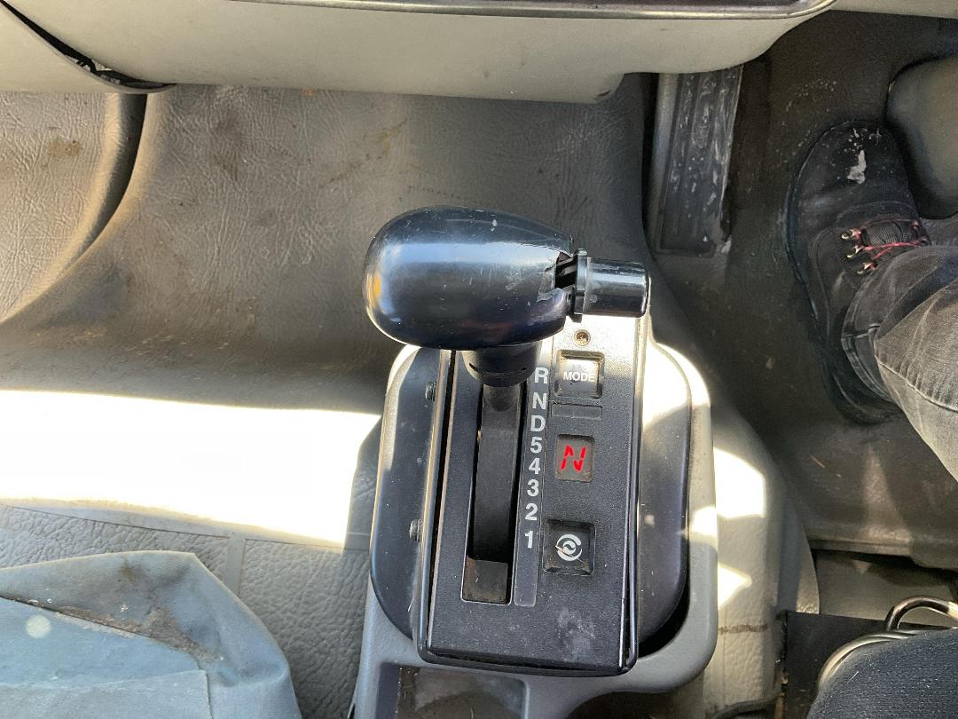 Photo '37' of Mitsubishi Fighter FM250A6 Horse Truck