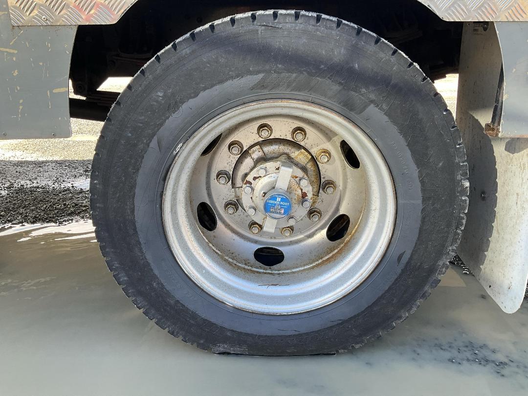 Photo '49' of Mitsubishi Fighter FM250A6 Horse Truck