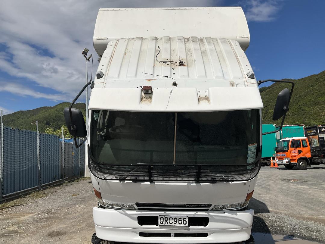 Photo '13' of Mitsubishi Fighter FM250A6 Horse Truck
