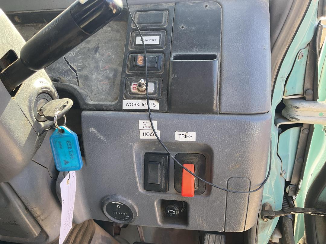 Photo '32' of Mitsubishi Fuso Canter FE150W2 Double Cab - Tipper Photo '32' of Mitsubishi Fuso Canter FE150W2 Double Cab - Tipper