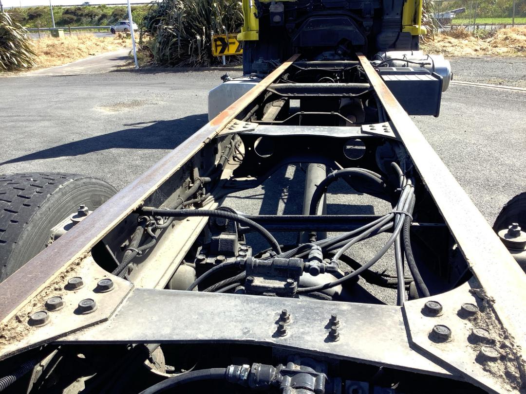 Photo '29' of Mitsubishi Fuso Fighter FU281U8 Cab Chassis Photo '29' of Mitsubishi Fuso Fighter FU281U8 Cab Chassis