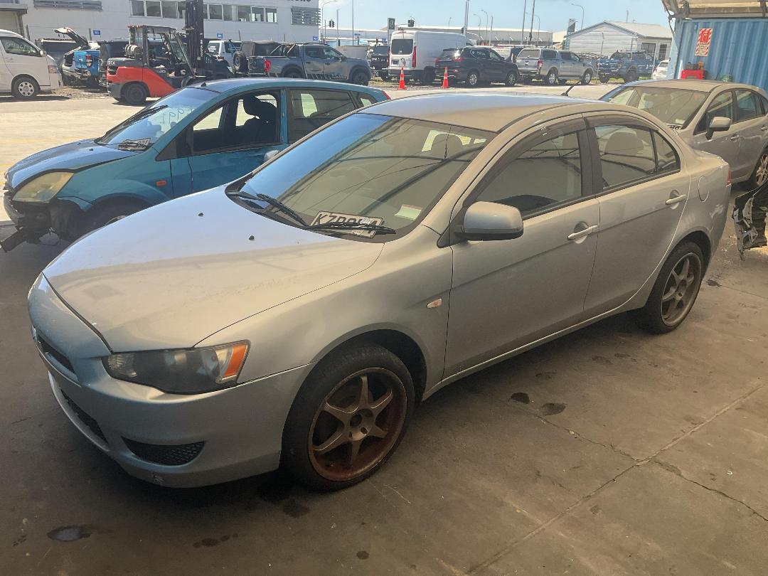 Photo '6' of Mitsubishi Galant Fortis