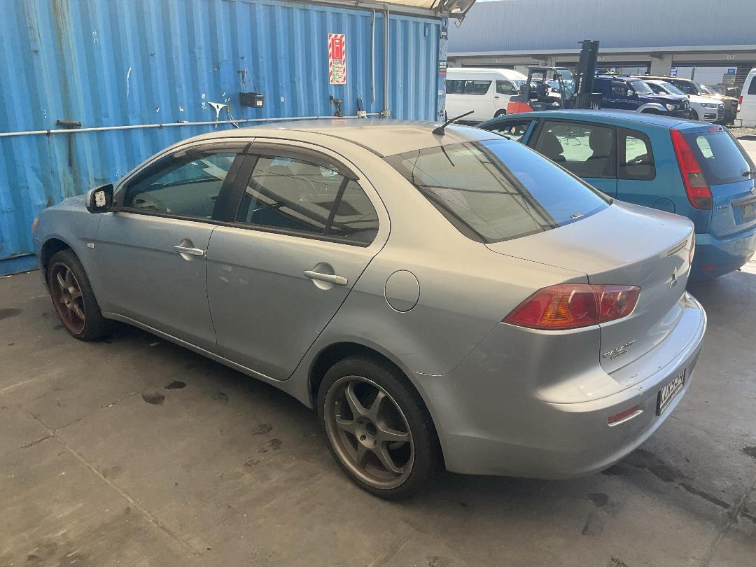 Photo '10' of Mitsubishi Galant Fortis