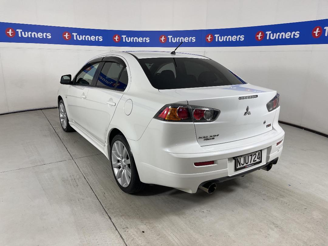 Photo '5' of Mitsubishi Galant