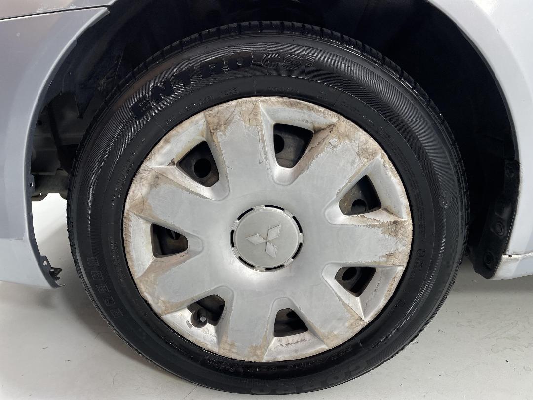 Photo '10' of Mitsubishi Galant