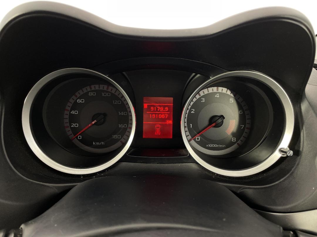 Photo '21' of Mitsubishi Galant