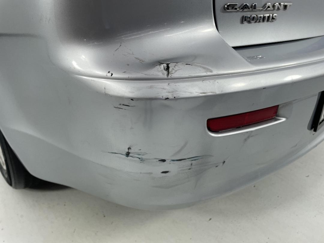 Photo '31' of Mitsubishi Galant