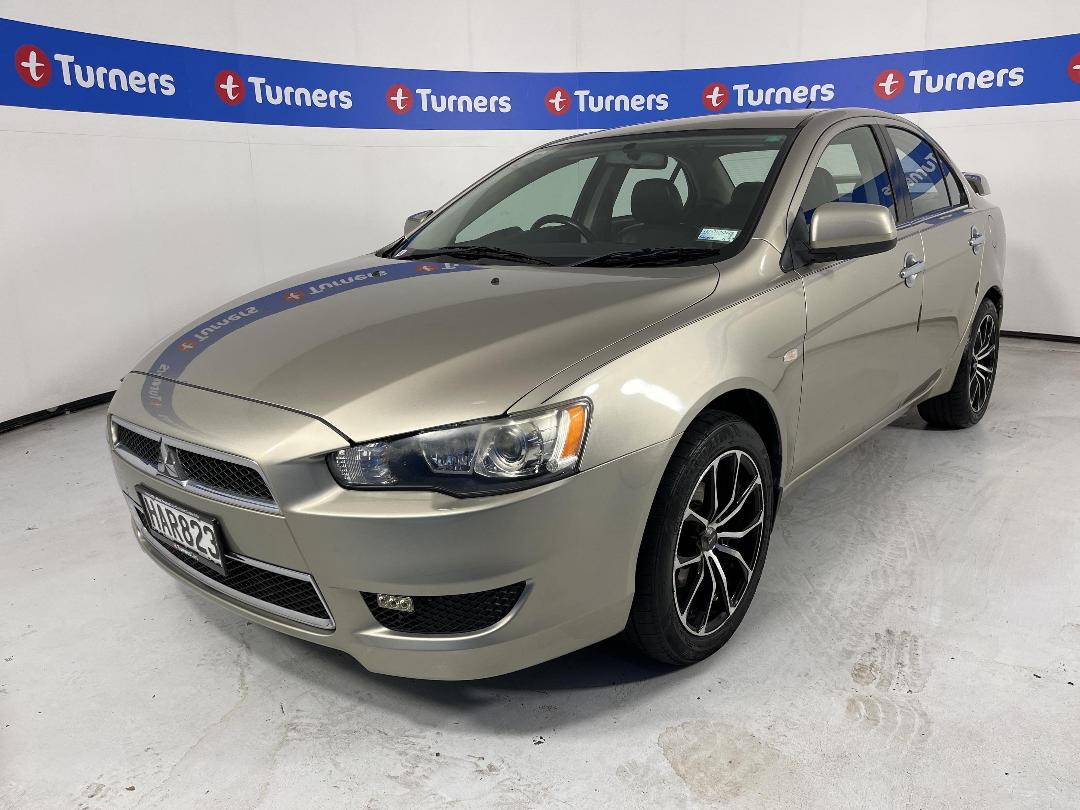 Photo '4' of Mitsubishi Galant