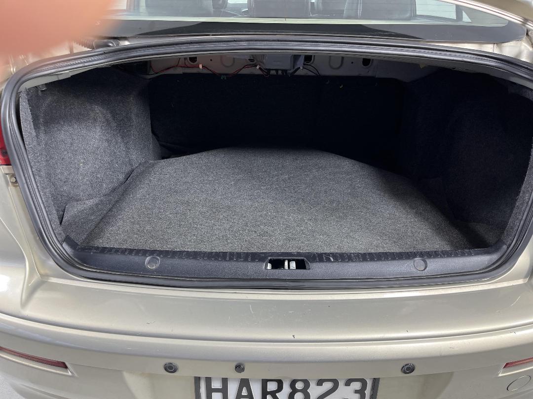 Photo '14' of Mitsubishi Galant