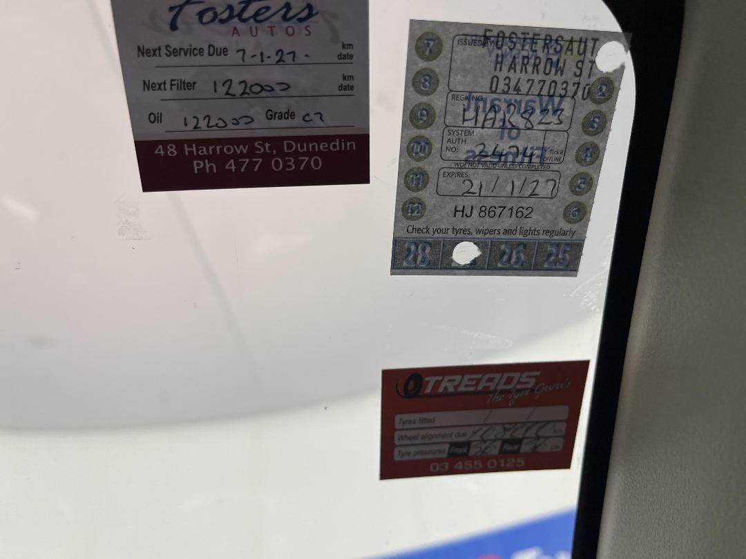 Photo '24' of Mitsubishi Galant