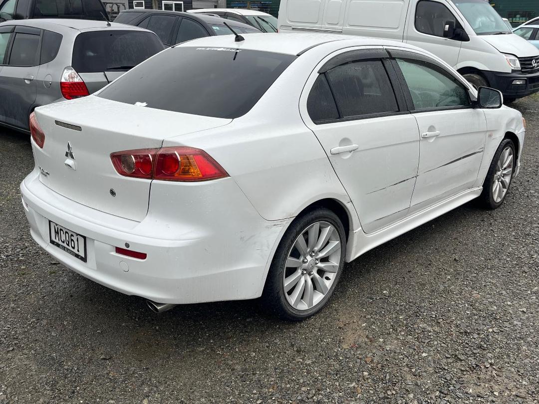 Photo '5' of Mitsubishi Galant Fortis