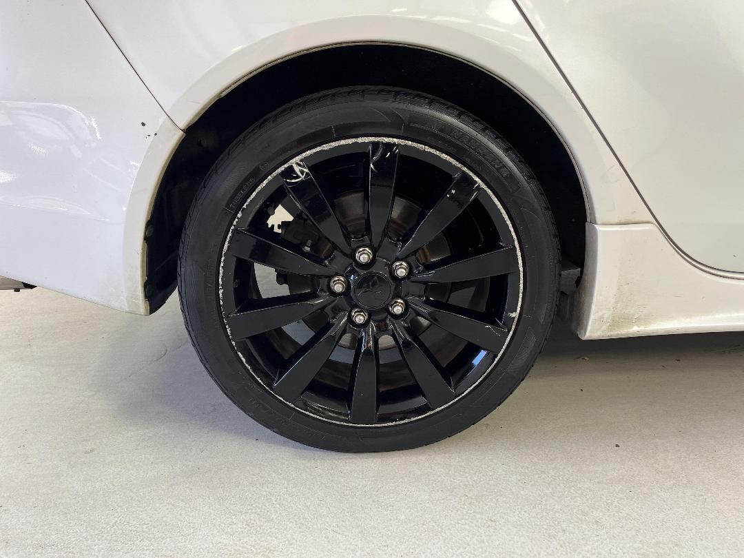 Photo '12' of Mitsubishi Galant Photo '12' of Mitsubishi Galant