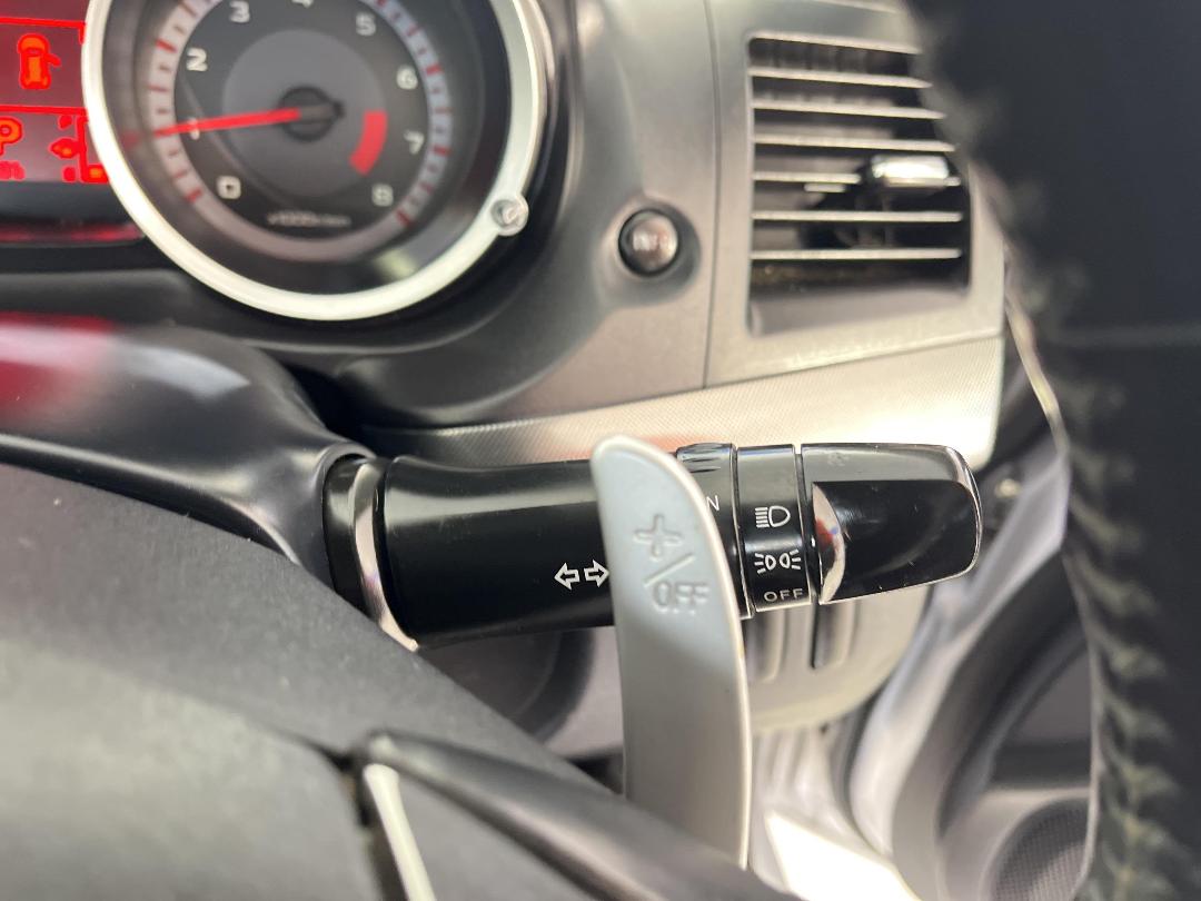 Photo '25' of Mitsubishi Galant Photo '25' of Mitsubishi Galant