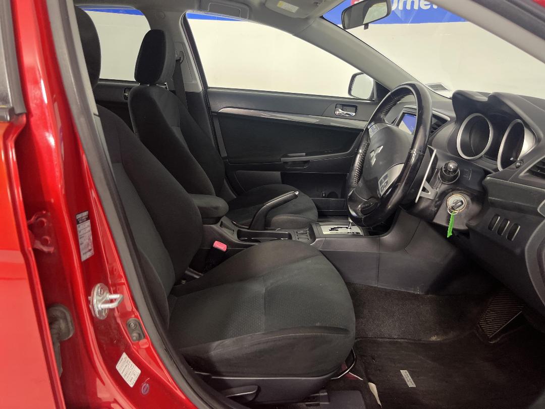 Photo '16' of Mitsubishi Galant Photo '16' of Mitsubishi Galant