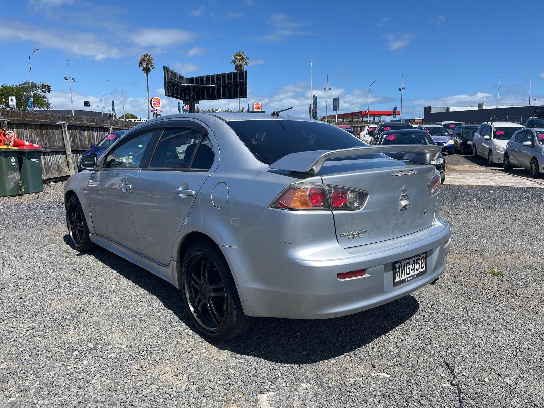 Photo '4' of Mitsubishi Galant Fortis Photo '4' of Mitsubishi Galant Fortis