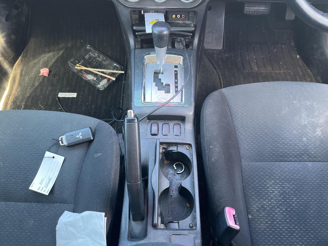 Photo '16' of Mitsubishi Galant Fortis Photo '16' of Mitsubishi Galant Fortis