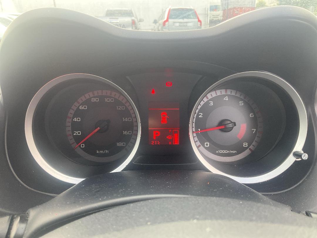 Photo '6' of Mitsubishi Galant