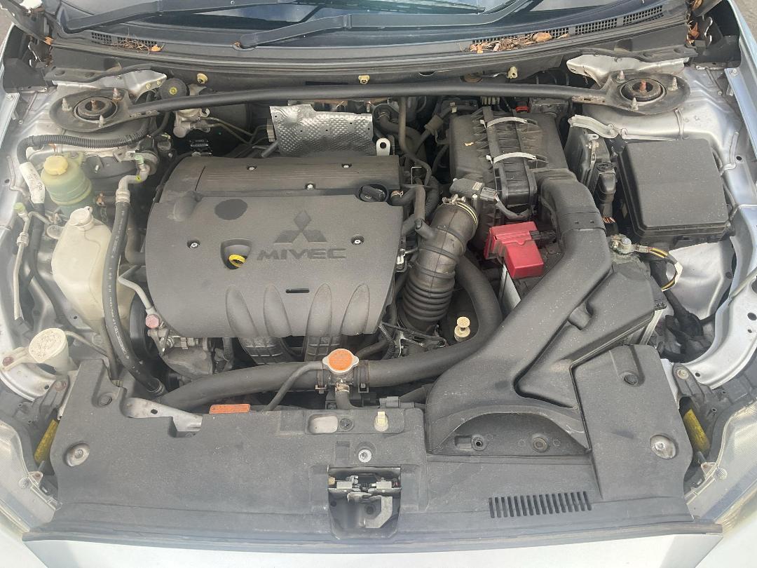 Photo '2' of Mitsubishi Galant