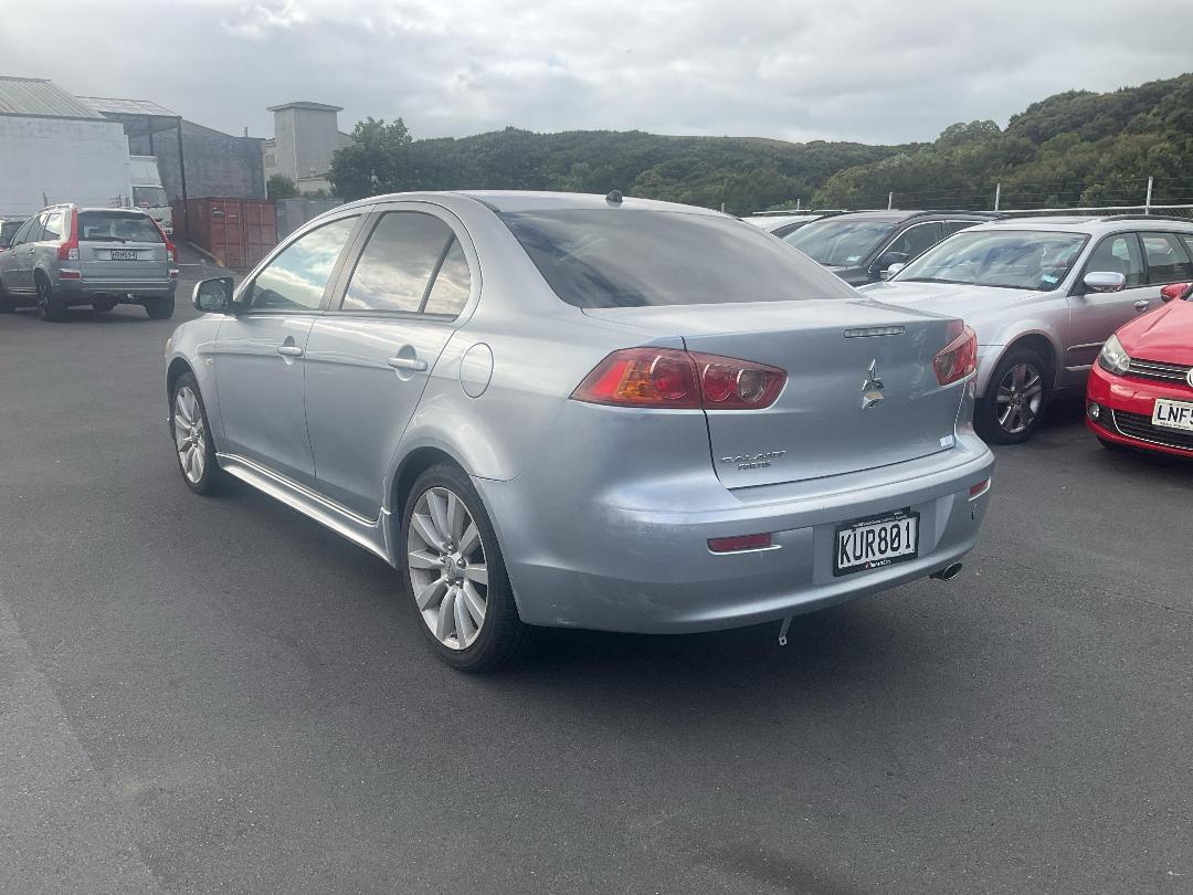 Photo '4' of Mitsubishi Galant