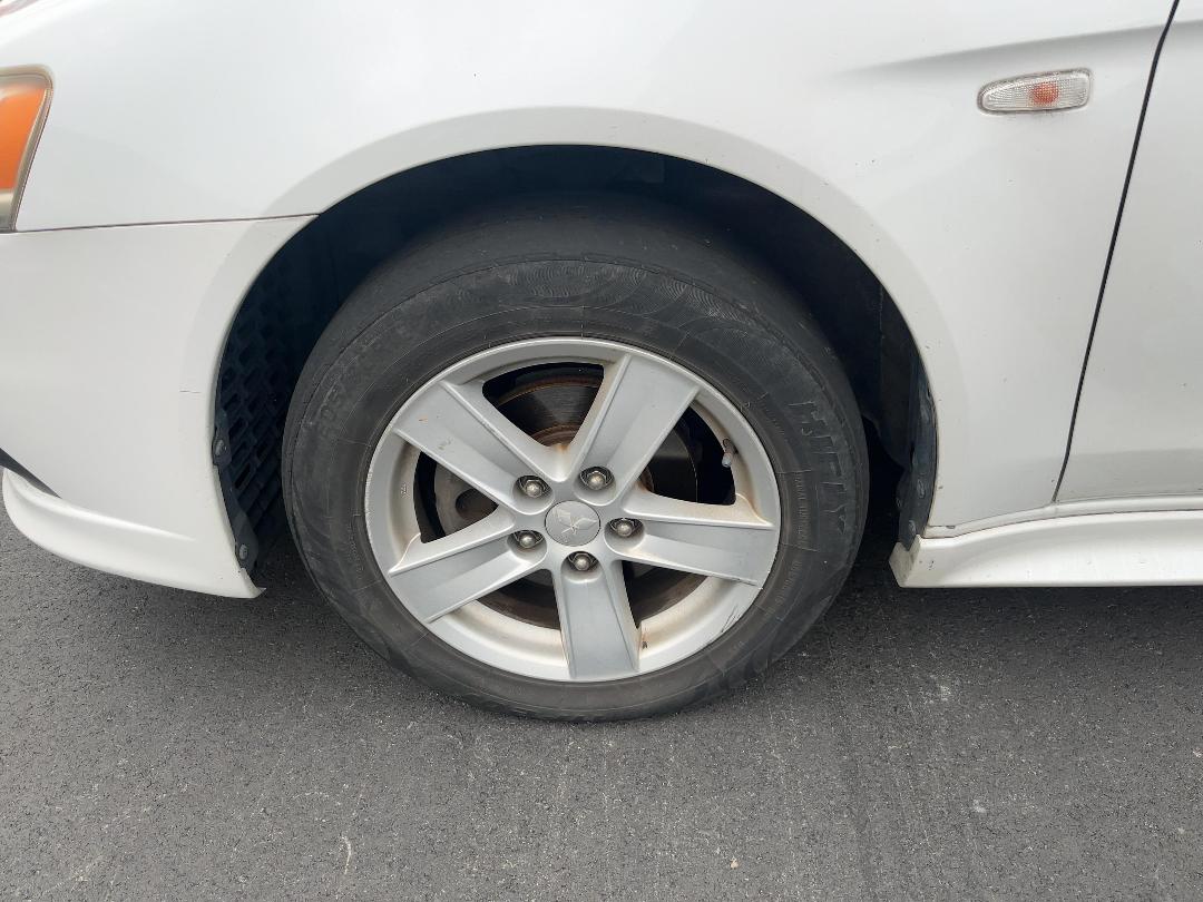 Photo '5' of Mitsubishi Galant Fortis Photo '5' of Mitsubishi Galant Fortis