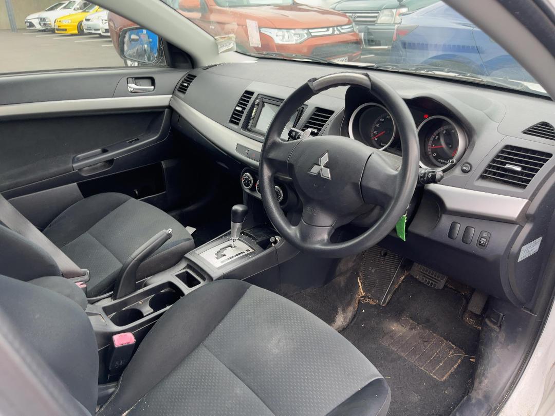 Photo '11' of Mitsubishi Galant Fortis Photo '11' of Mitsubishi Galant Fortis