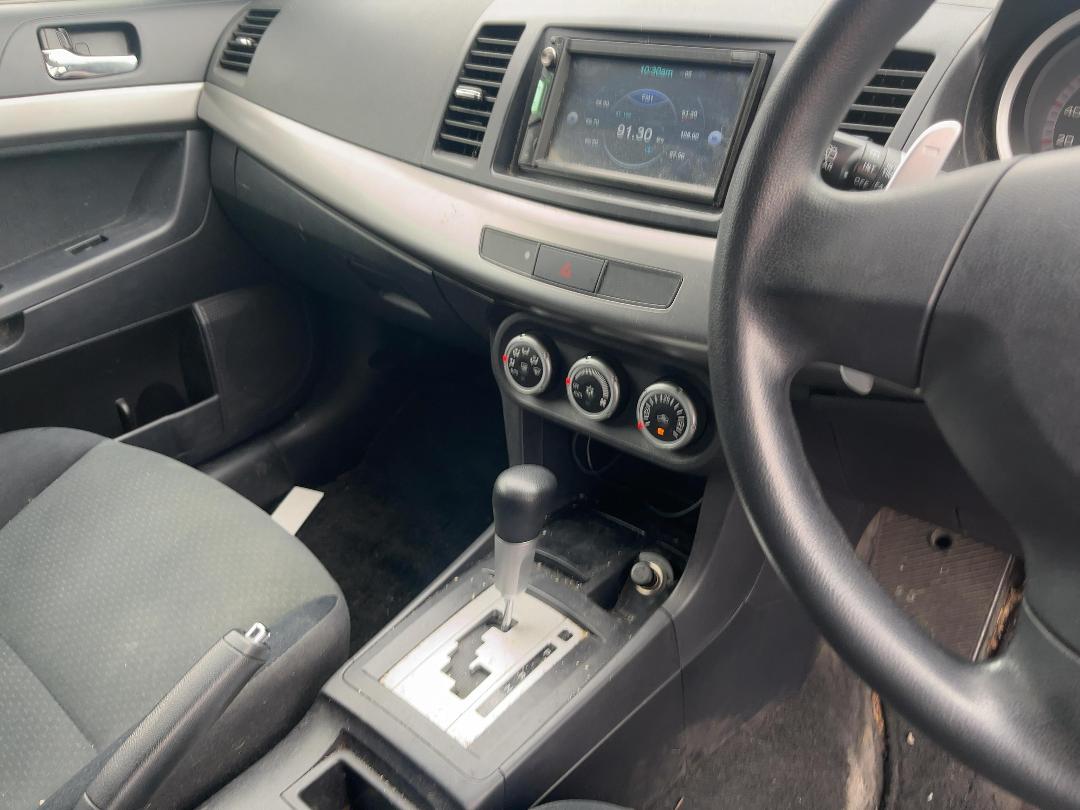 Photo '12' of Mitsubishi Galant Fortis Photo '12' of Mitsubishi Galant Fortis