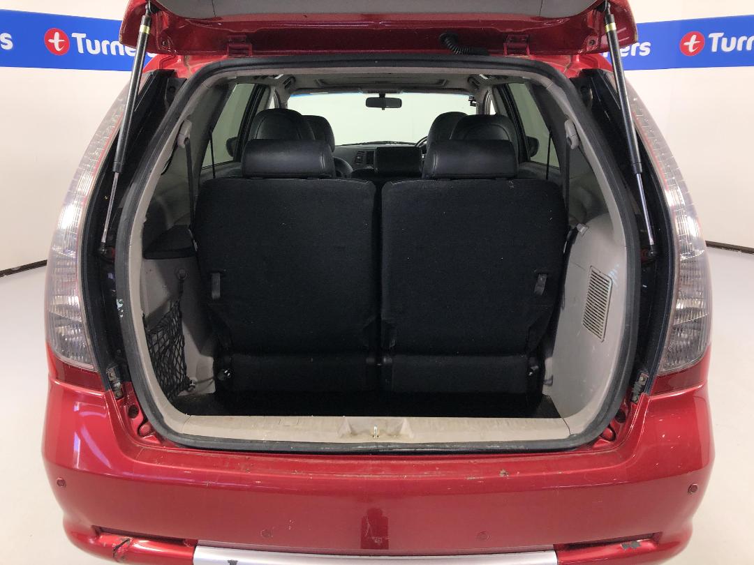 Photo '14' of Mitsubishi Grandis