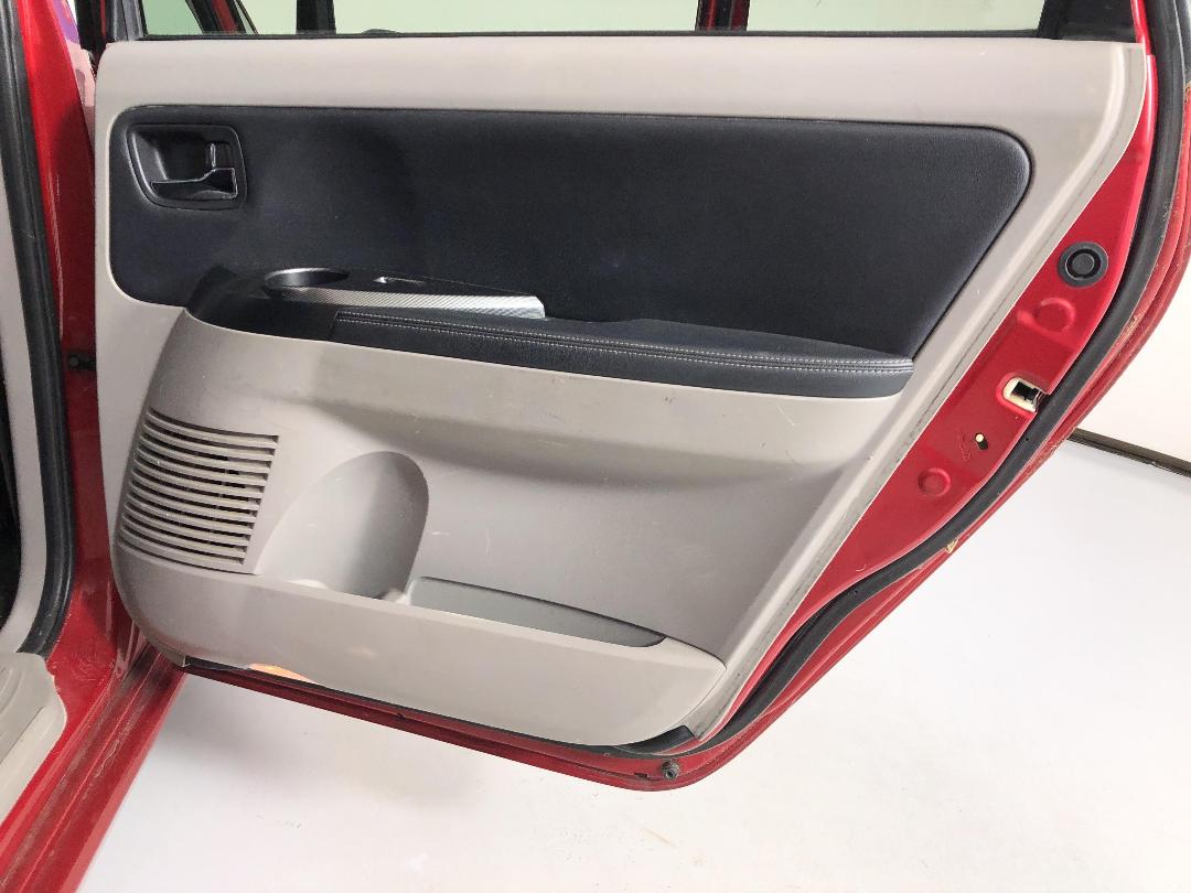 Photo '19' of Mitsubishi Grandis