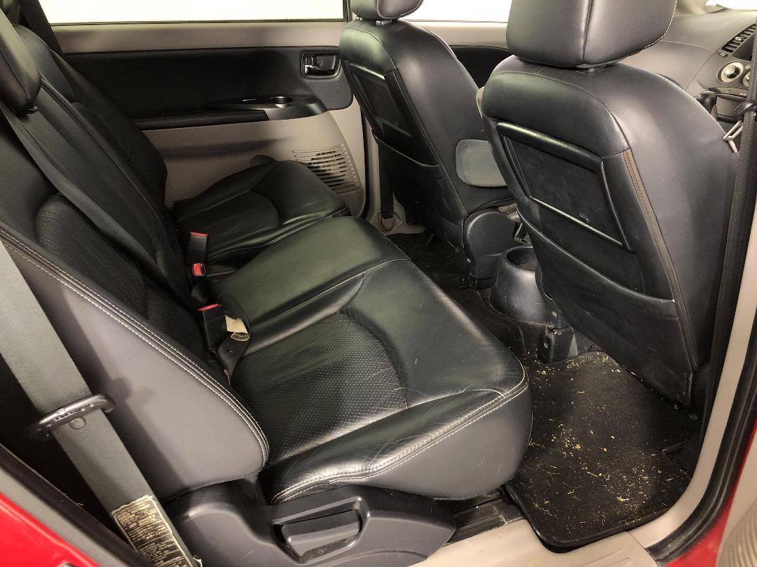 Photo '20' of Mitsubishi Grandis