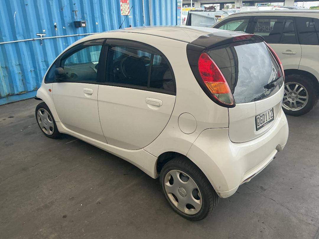 Photo '8' of Mitsubishi I-CAR 660P