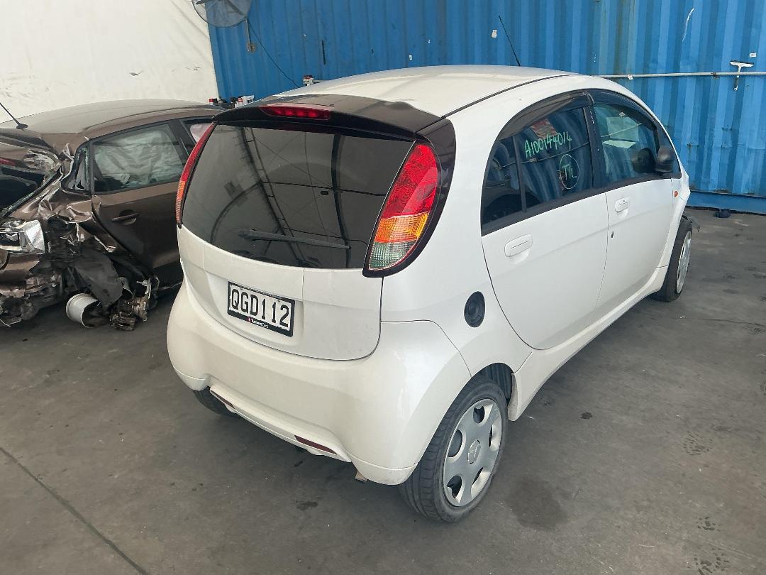 Photo '11' of Mitsubishi I-CAR 660P