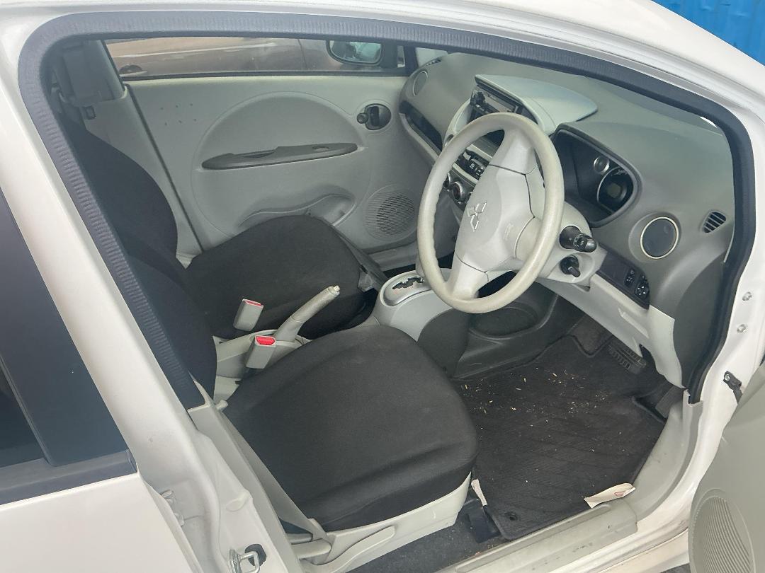 Photo '18' of Mitsubishi I-CAR 660P