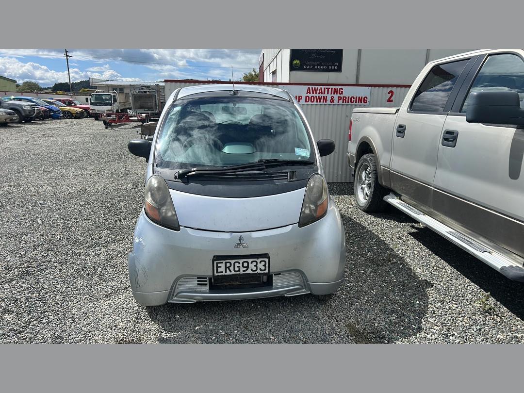 Photo '8' of Mitsubishi I-CAR 660P