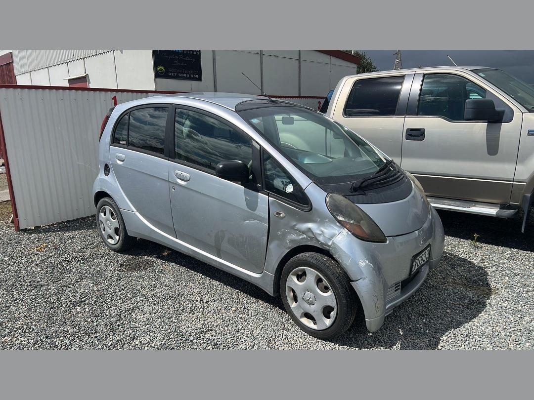 Photo '10' of Mitsubishi I-CAR 660P