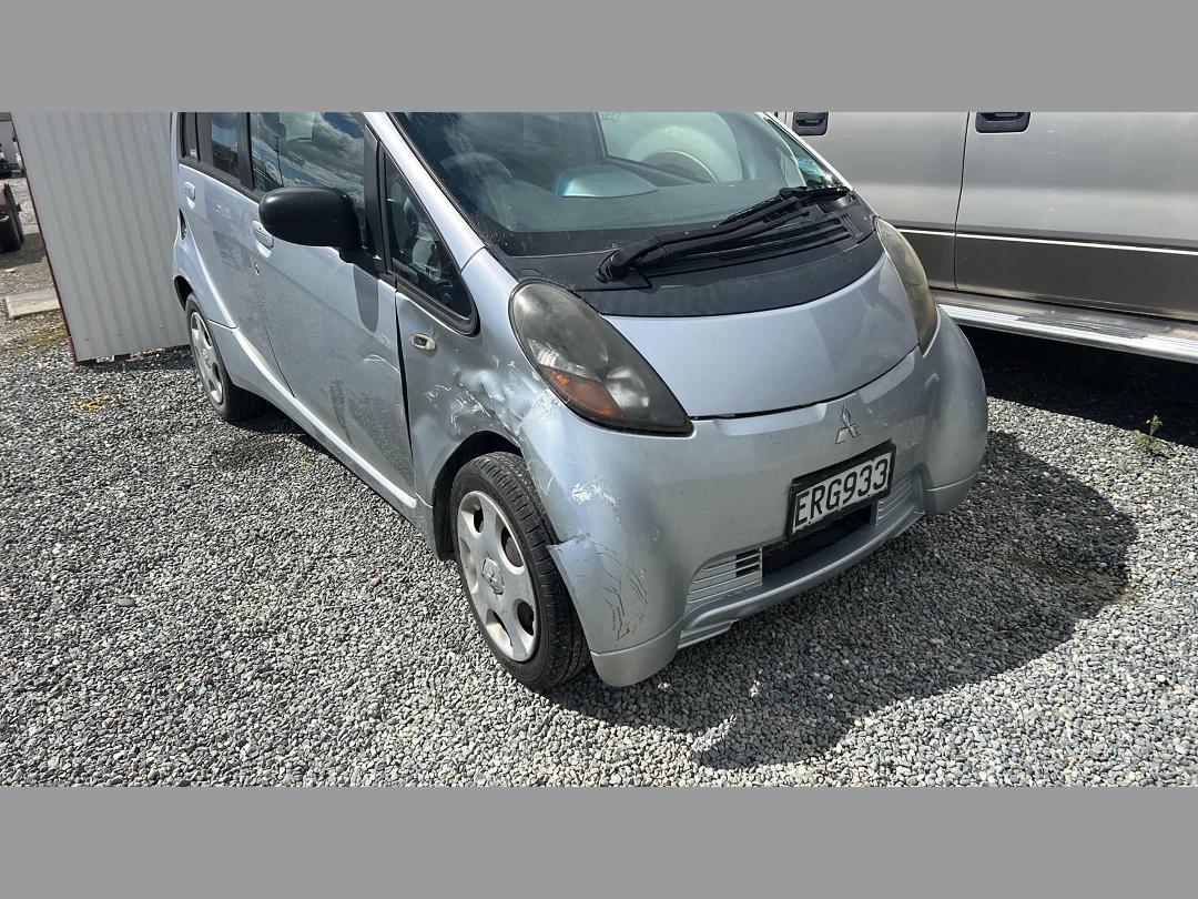 Photo '15' of Mitsubishi I-CAR 660P