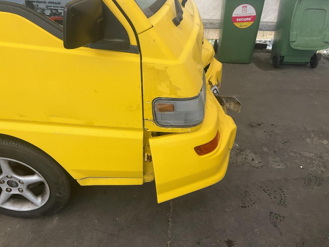 Photo '4' of Mitsubishi L300 LWB Photo '4' of Mitsubishi L300 LWB