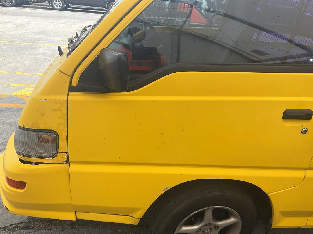 Photo '10' of Mitsubishi L300 LWB Photo '10' of Mitsubishi L300 LWB