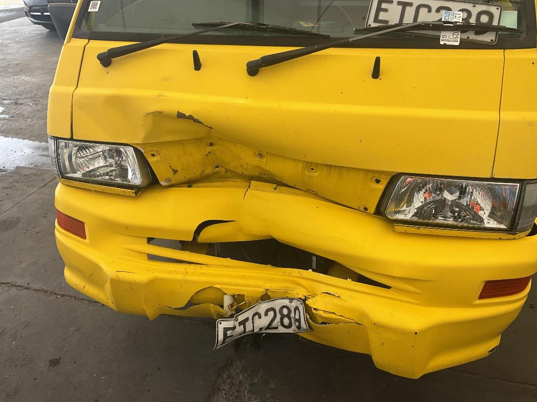 Photo '7' of Mitsubishi L300 LWB Photo '7' of Mitsubishi L300 LWB