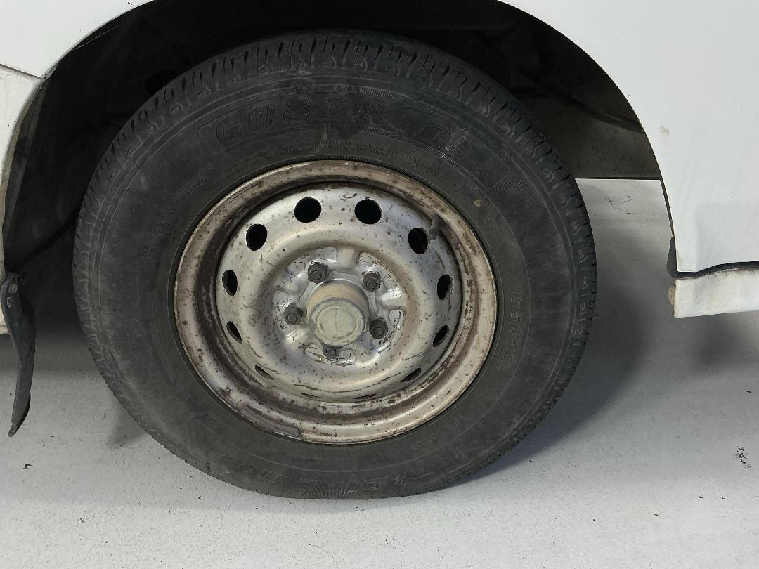 Photo '2' of Mitsubishi L300 SWB Photo '2' of Mitsubishi L300 SWB