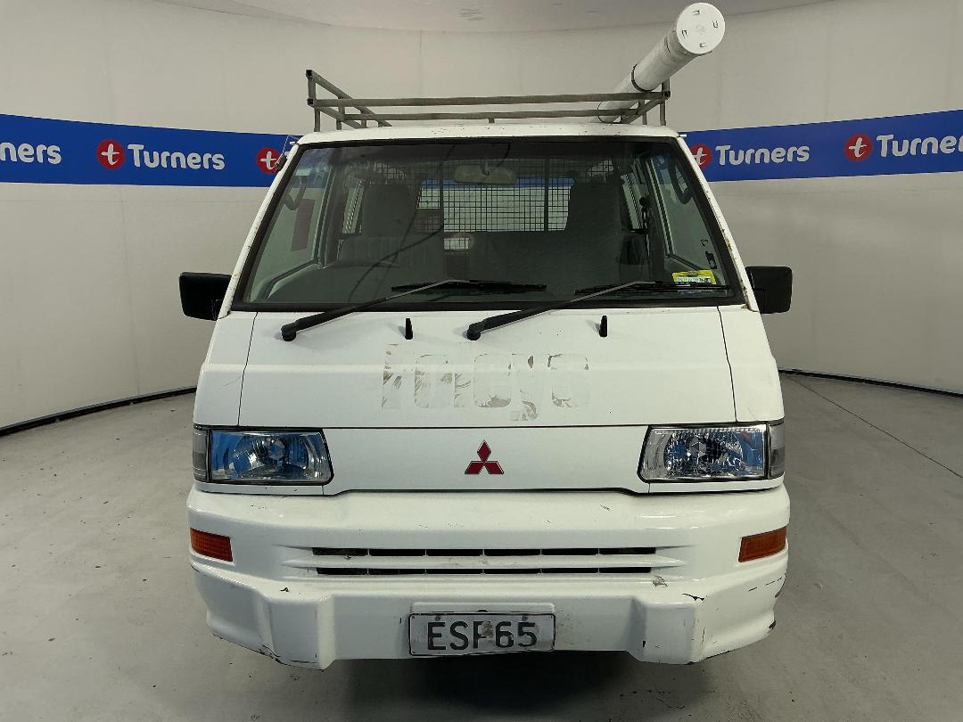 Photo '3' of Mitsubishi L300 SWB Photo '3' of Mitsubishi L300 SWB