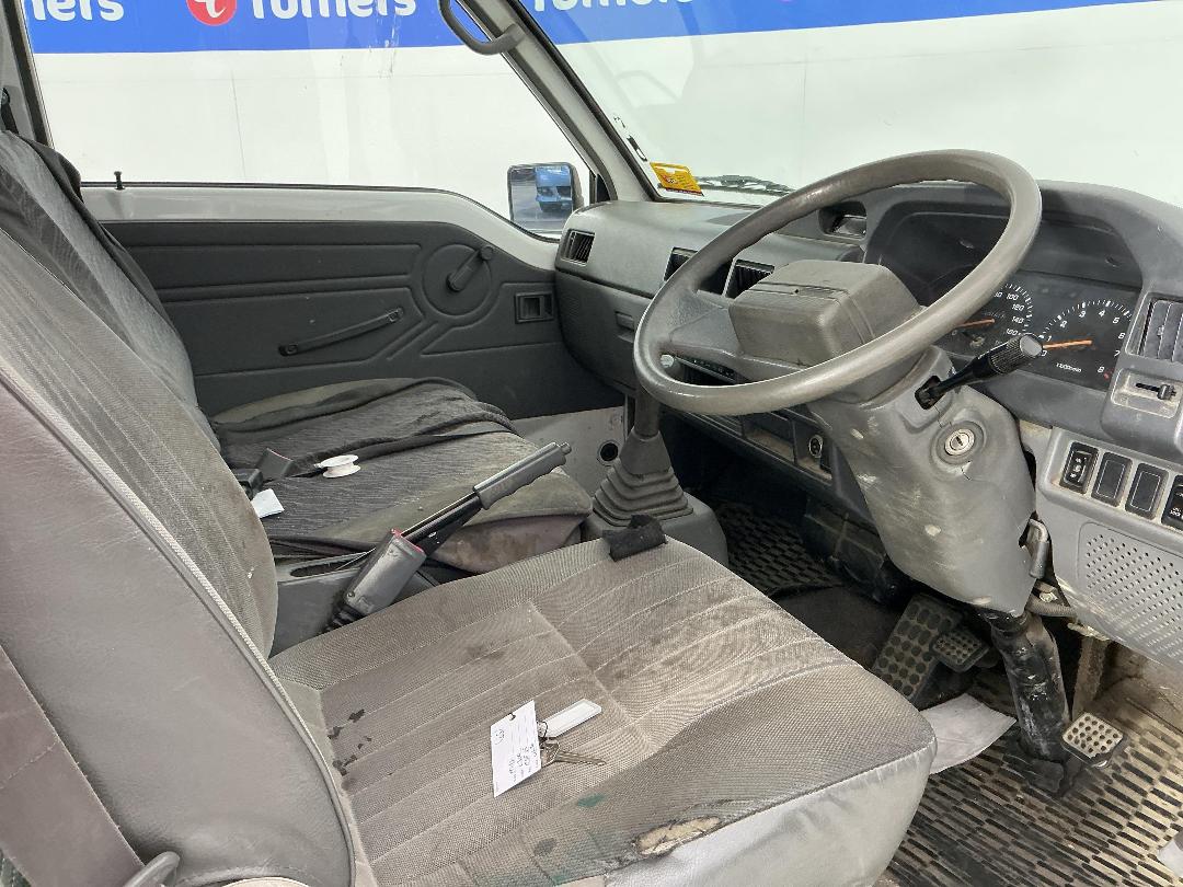 Photo '14' of Mitsubishi L300 SWB Photo '14' of Mitsubishi L300 SWB