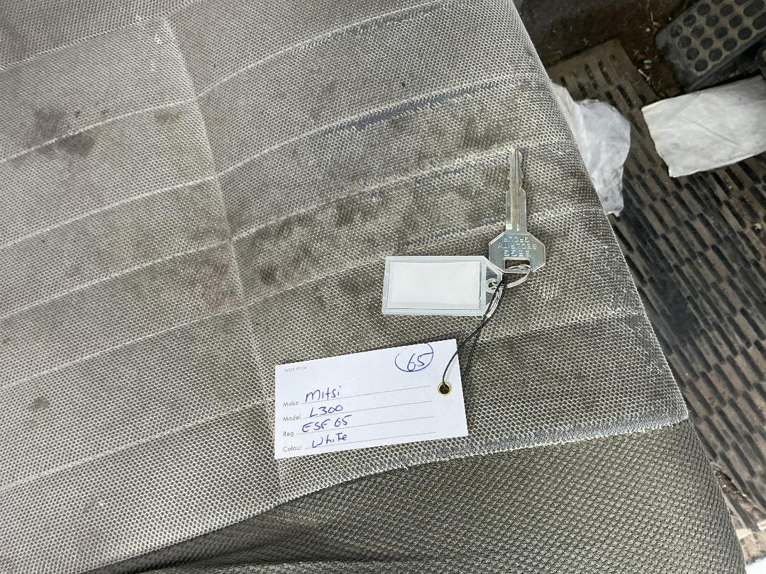 Photo '15' of Mitsubishi L300 SWB Photo '15' of Mitsubishi L300 SWB