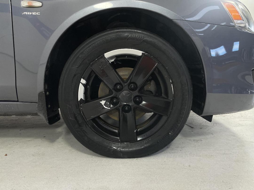 Photo '9' of Mitsubishi Lancer