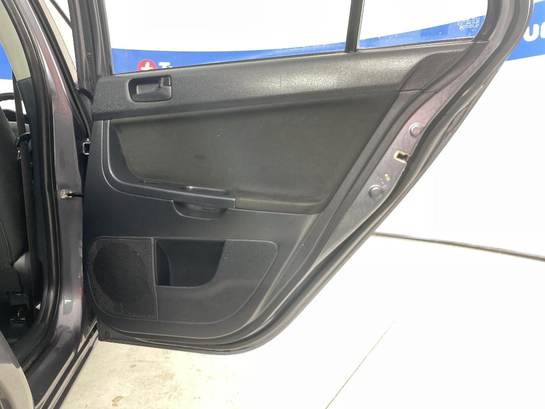 Photo '19' of Mitsubishi Lancer